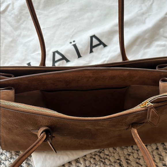 LE TECKEL TOTE BAG IN NUBUK CALFSKIN - Picture 8 of 15